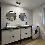 Wow Capsulehotel Warschau