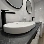 Wow Capsulehotel