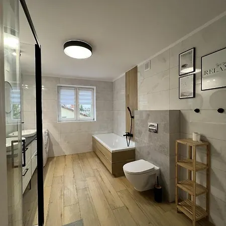 Wow Capsulehotel Warschau